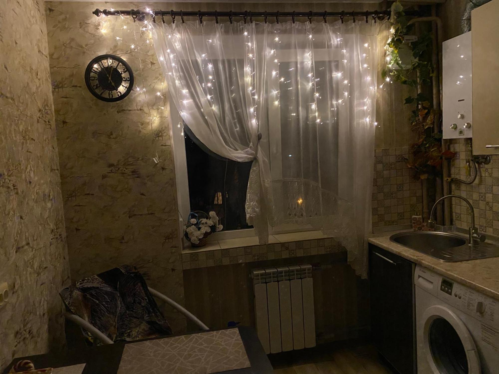 Apartment 30 M2 On Sergei Esenin 11 Harkov Kültér fotó