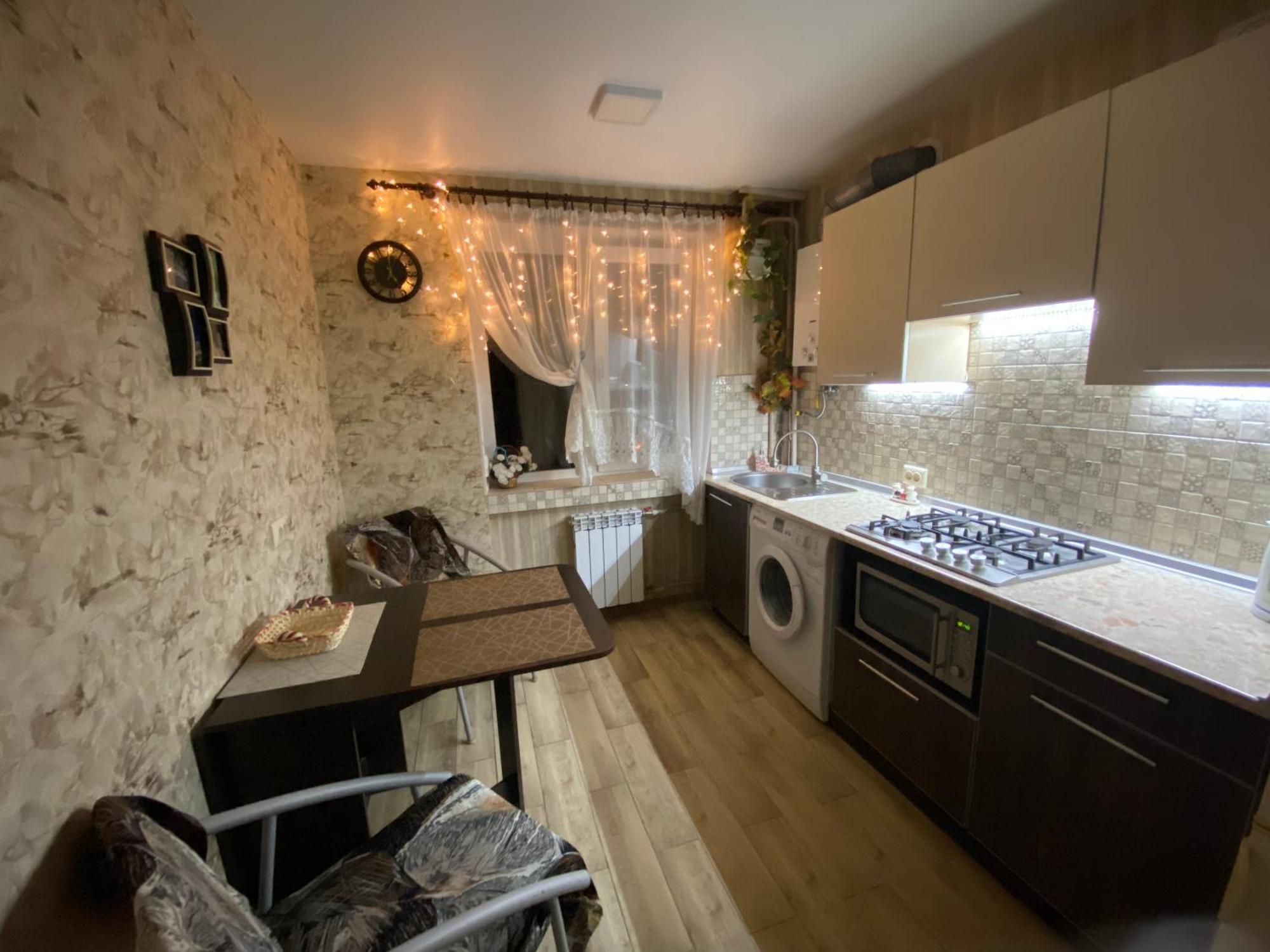 Apartment 30 M2 On Sergei Esenin 11 Harkov Kültér fotó
